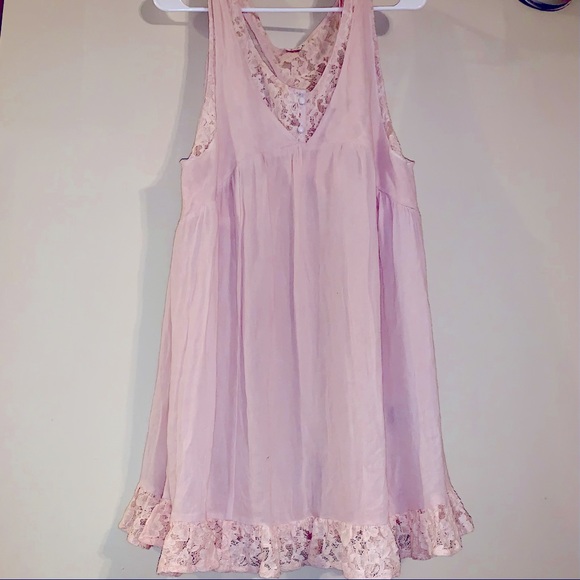 🌺 3/$15 🌺 Blushing Pink lace Nighty - Picture 1 of 11